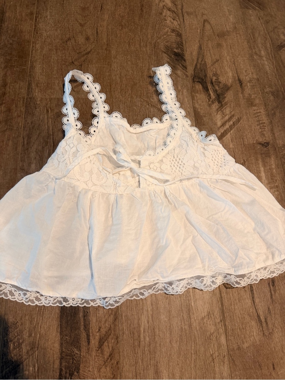 White Lace Trim Cropped Tank Top